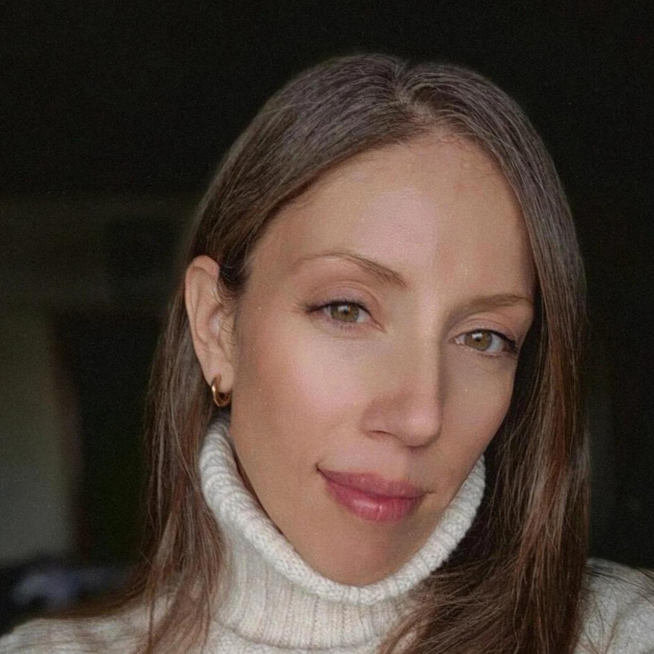 Sofi Ioannou - Lead by Example or Don’t Lead at All - Top 10 Employee Voices (Global) Sofi Ioannou - Lead by Example or Don’t Lead at All - Top 10 Employee Voices (Global)